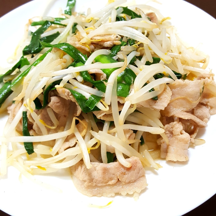豚バラ もやし ニラの野菜炒め レシピ 作り方 By ピッ君0129 楽天レシピ 豚バラ もやし ニラの野菜炒め レシピ 作り方 By ピッ君0129 楽天レシピ